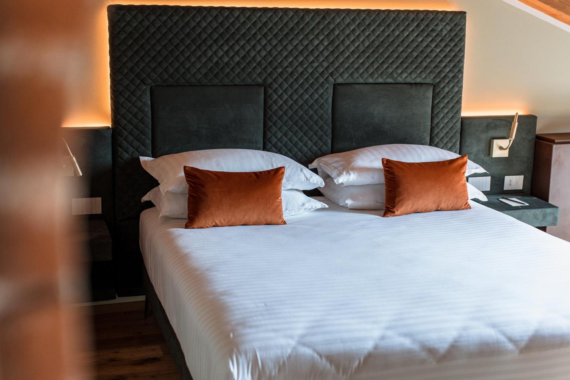 Pavillon Suite & Apartments Пескиера дел Гарда Екстериор снимка