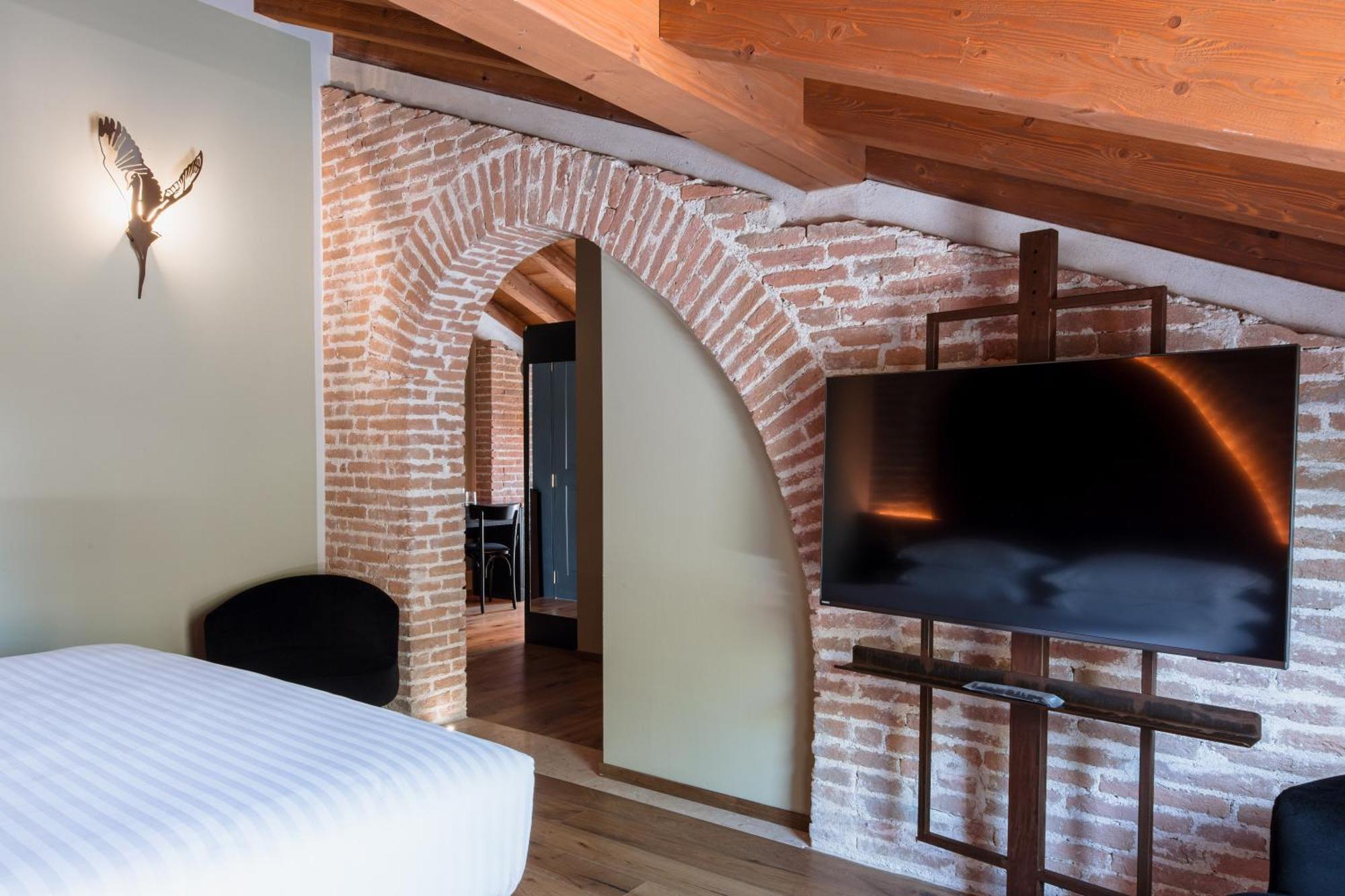 Pavillon Suite & Apartments Пескиера дел Гарда Екстериор снимка