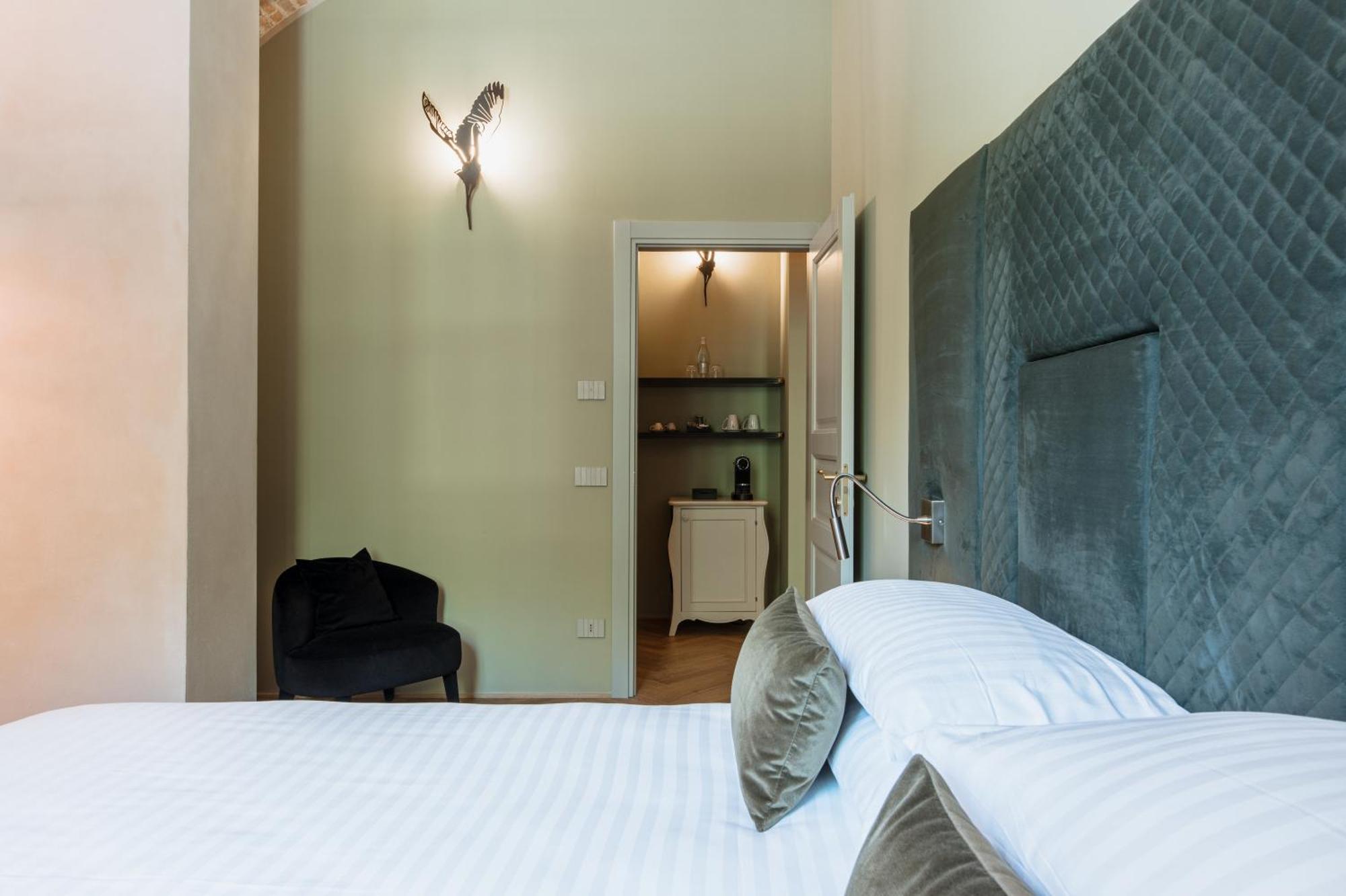 Pavillon Suite & Apartments Пескиера дел Гарда Екстериор снимка