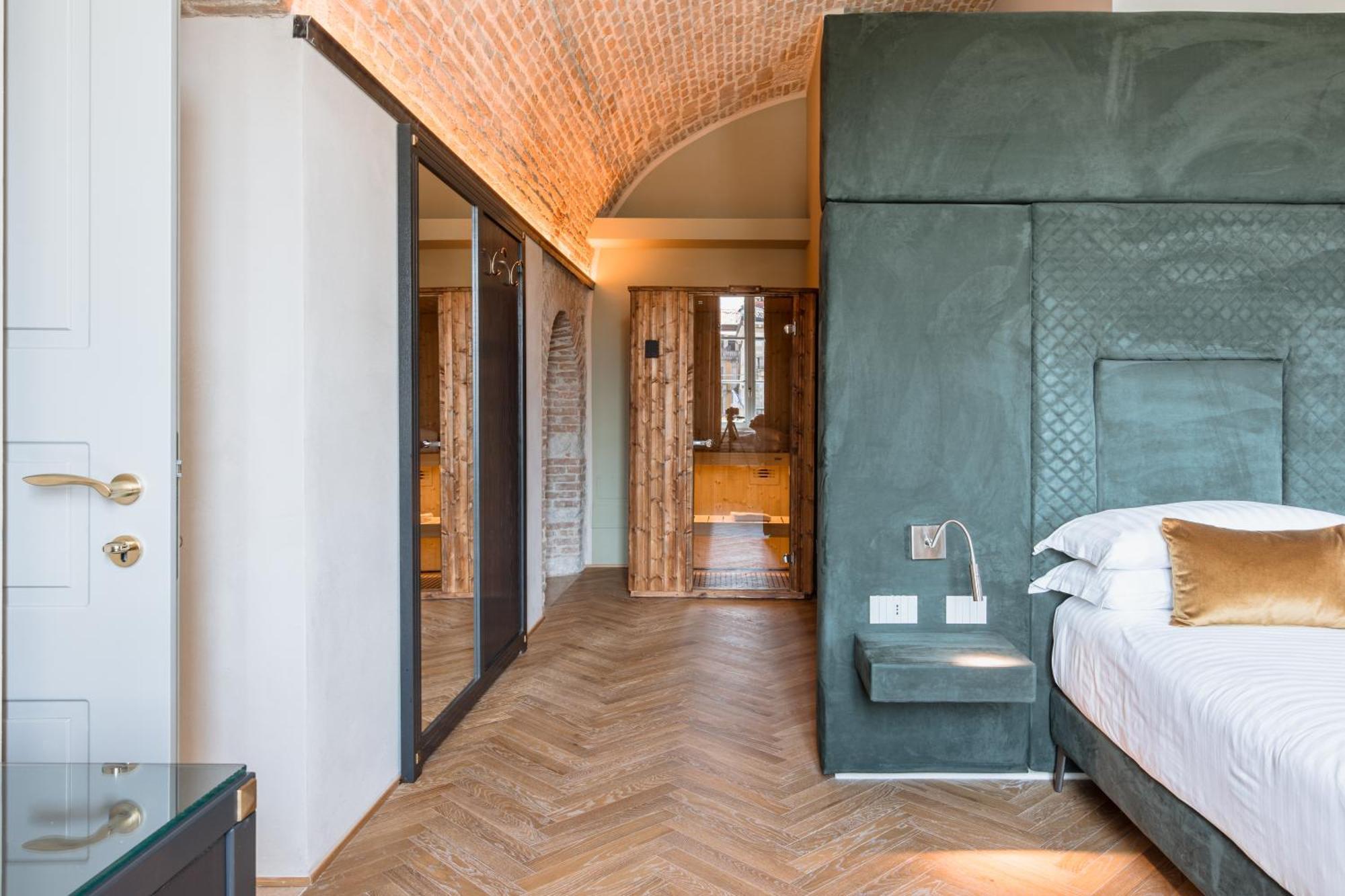 Pavillon Suite & Apartments Пескиера дел Гарда Екстериор снимка